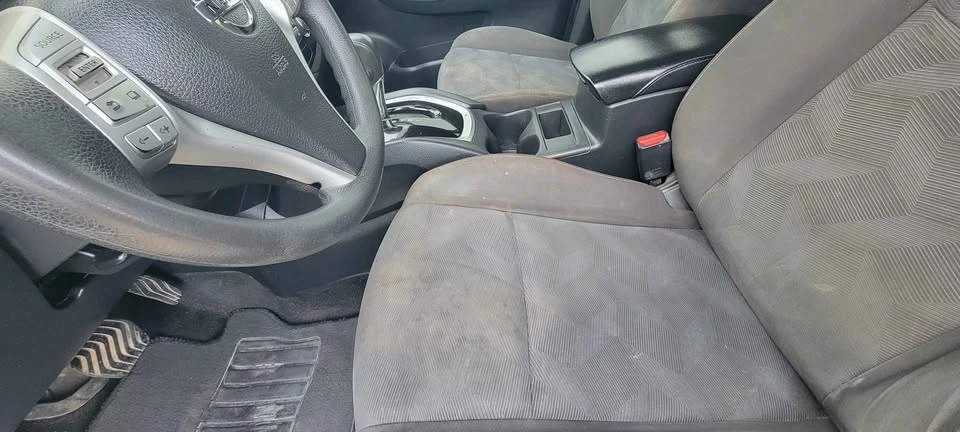 2016 Nissan Rogue - Image 11 of 14