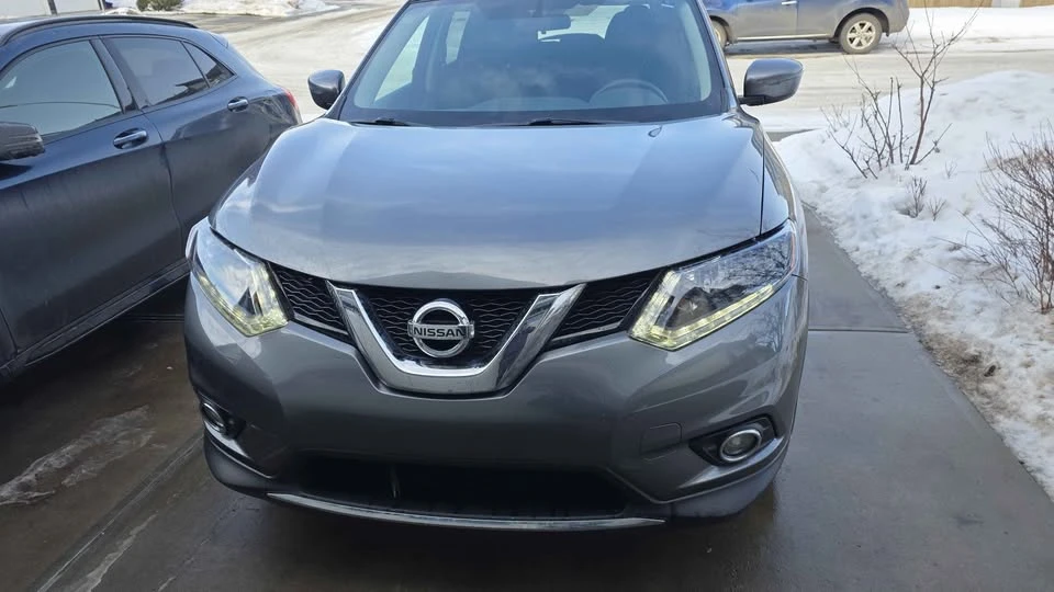 2016 Nissan Rogue - Image 2 of 13