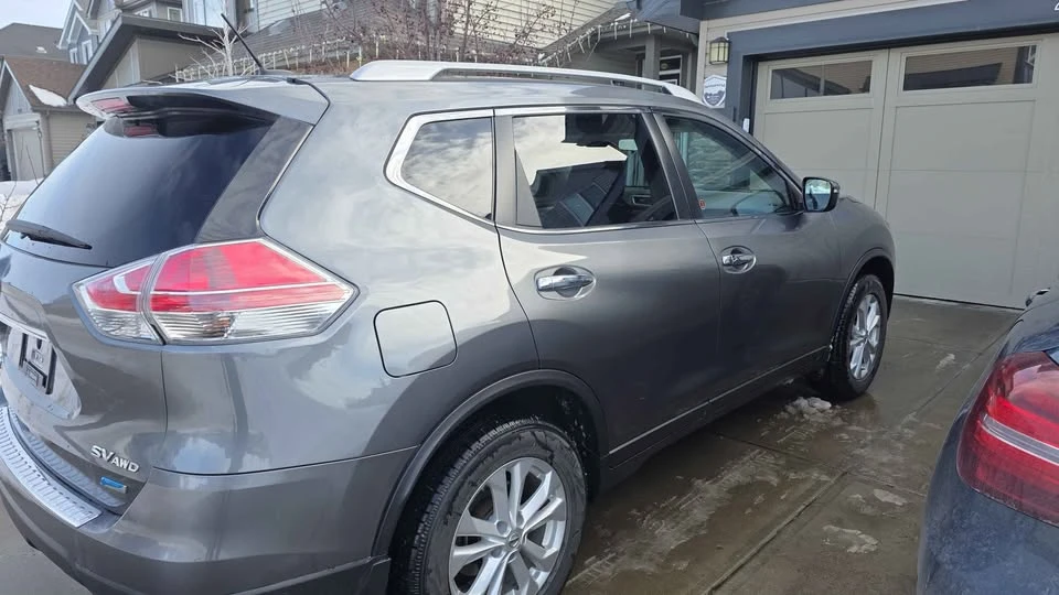 2016 Nissan Rogue - Image 7 of 13