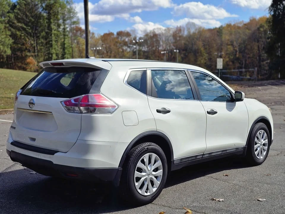 2016 Nissan Rogue - Image 5 of 17