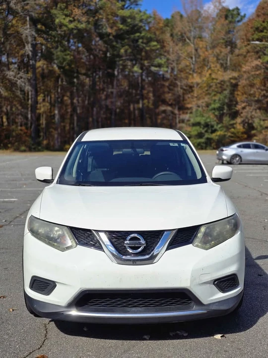 2016 Nissan Rogue - Image 3 of 17