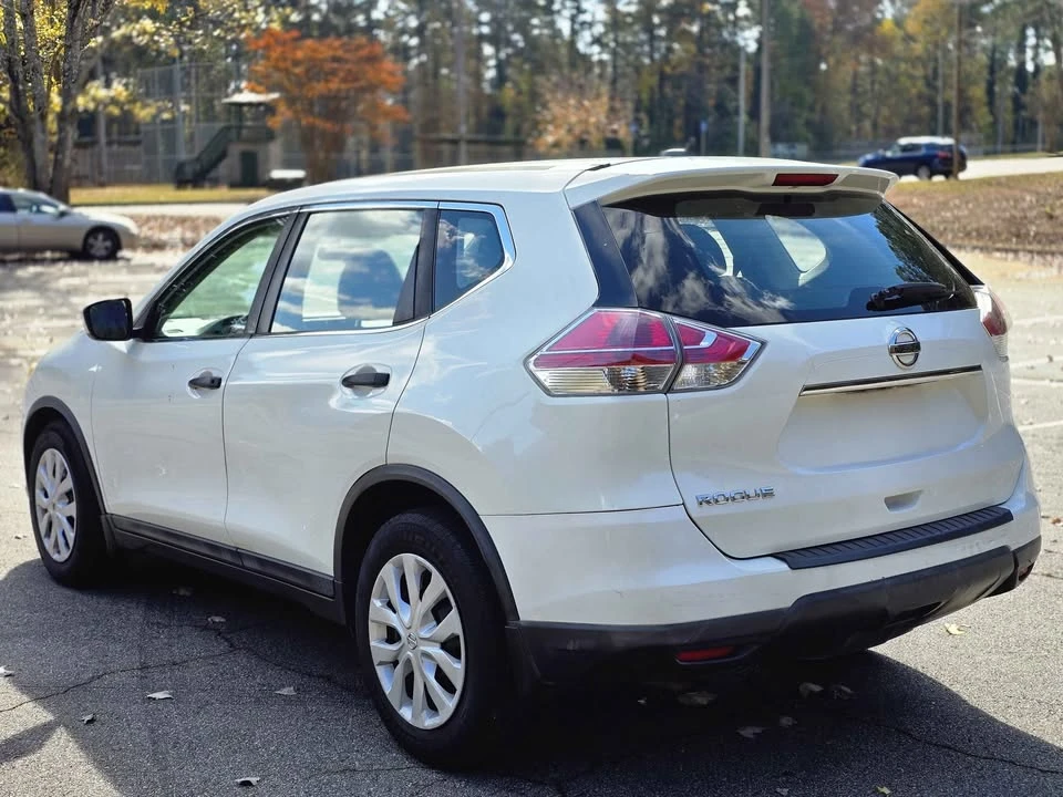 2016 Nissan Rogue - Image 7 of 17