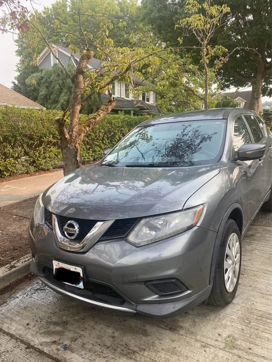 2016 Nissan Rogue - Image 7 of 11