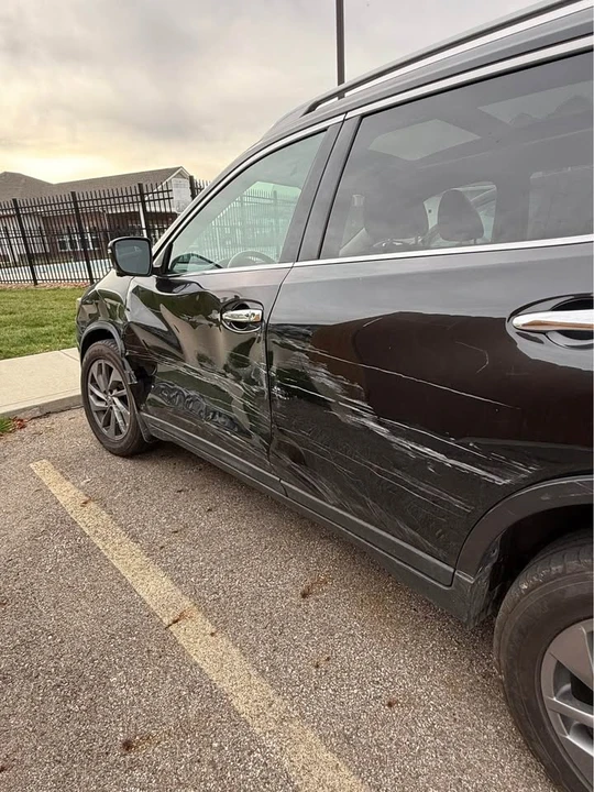2016 Nissan Rogue - Image 6 of 20