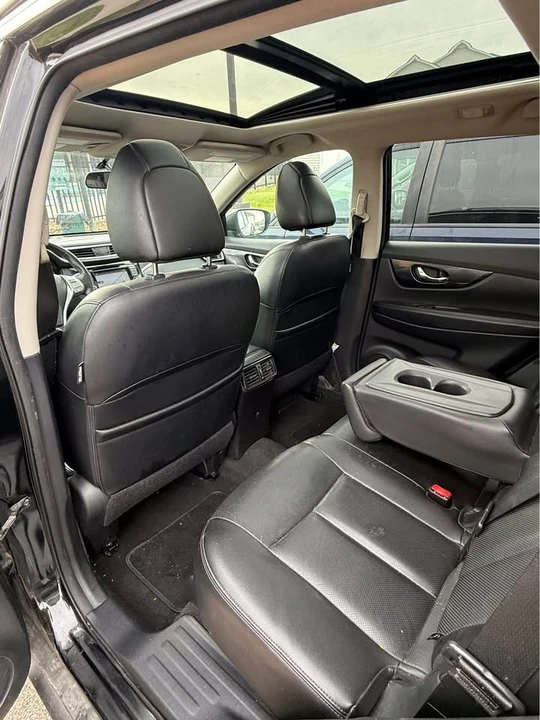 2016 Nissan Rogue - Image 12 of 20