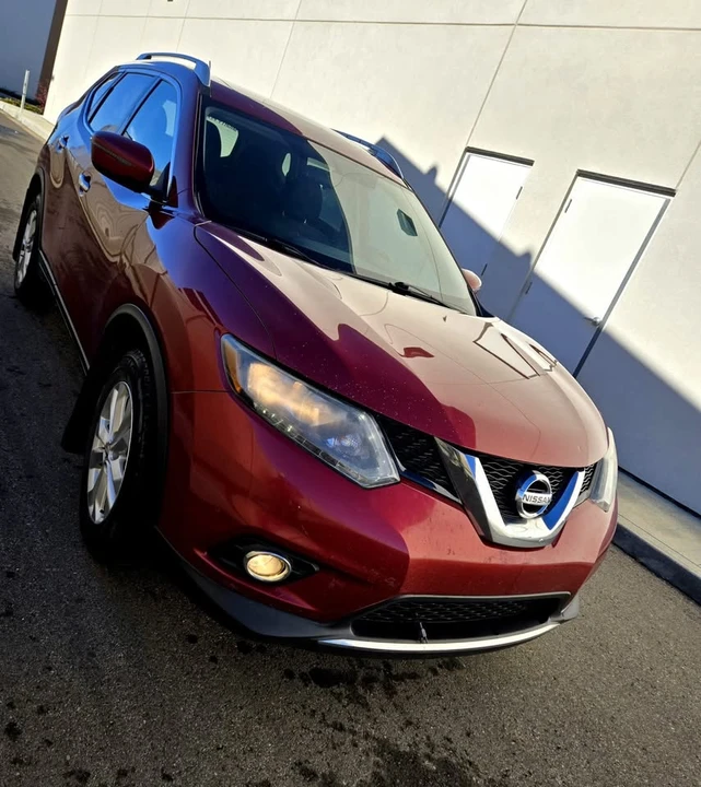 2016 Nissan Rogue - Image 5 of 11
