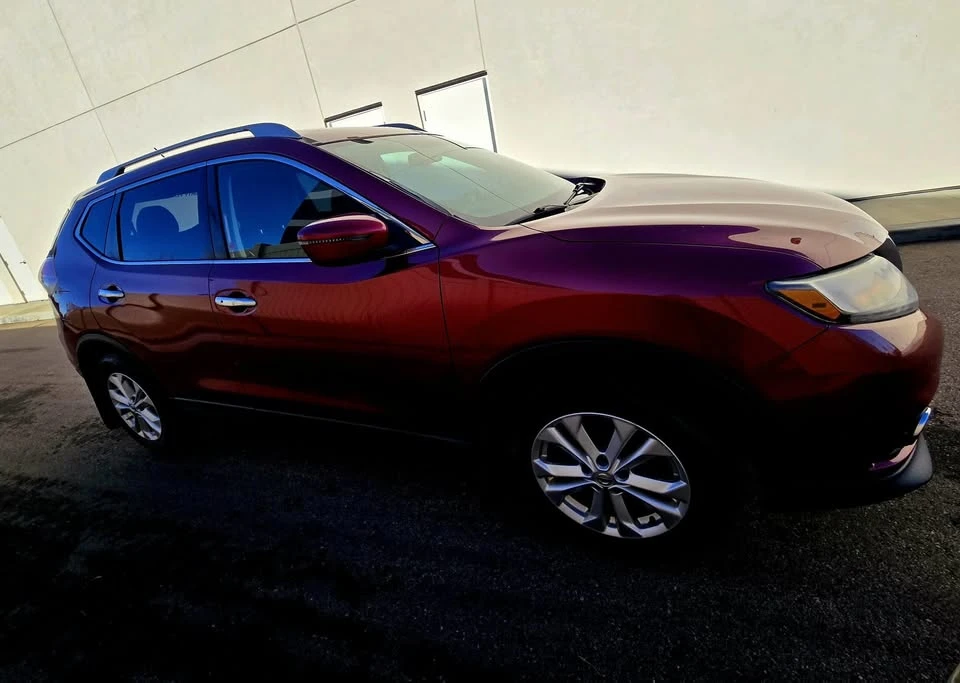 2016 Nissan Rogue - Image 4 of 11
