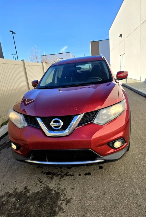 2016 Nissan Rogue - Image 6 of 11