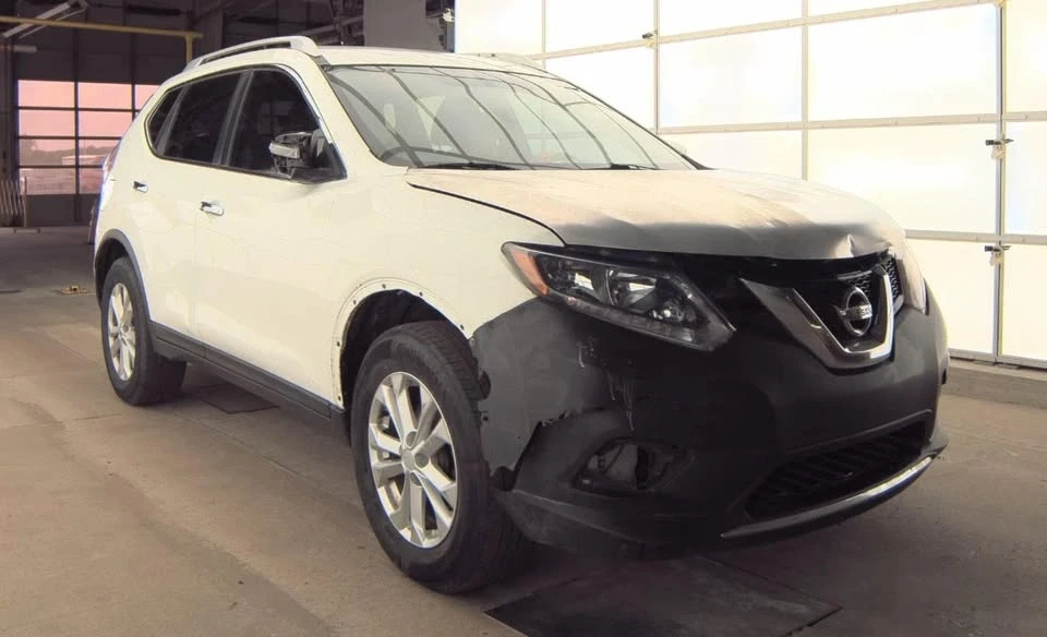 2016 Nissan Rogue - Image 2 of 8