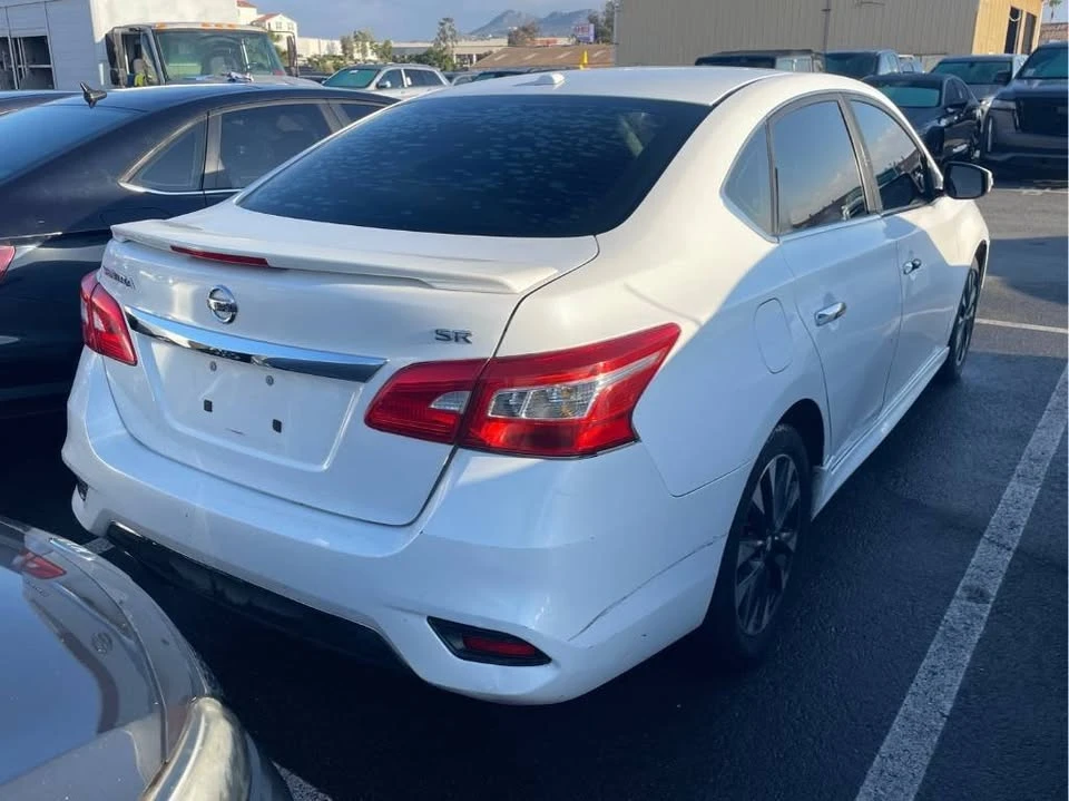 2016 Nissan Sentra 7th Gen - Image 4 of 8