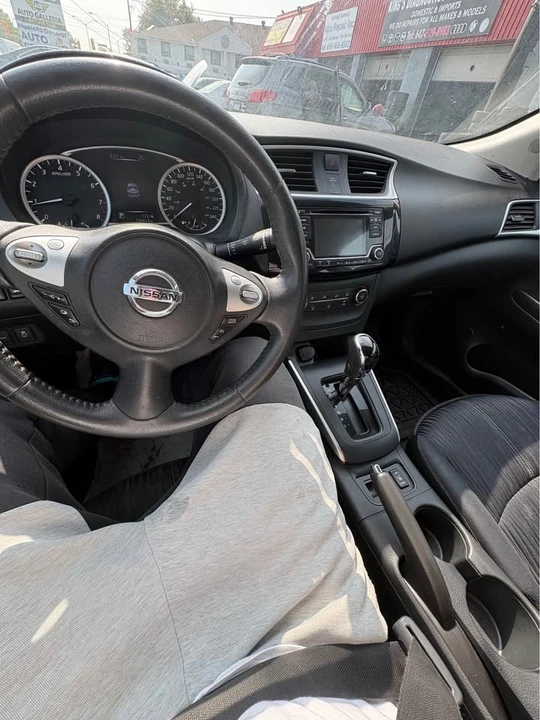 2016 Nissan Sentra 7th Gen - Image 7 of 12