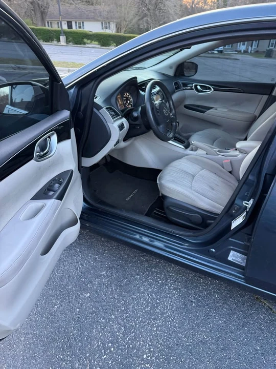 2016 Nissan Sentra 7th Gen - Image 5 of 11