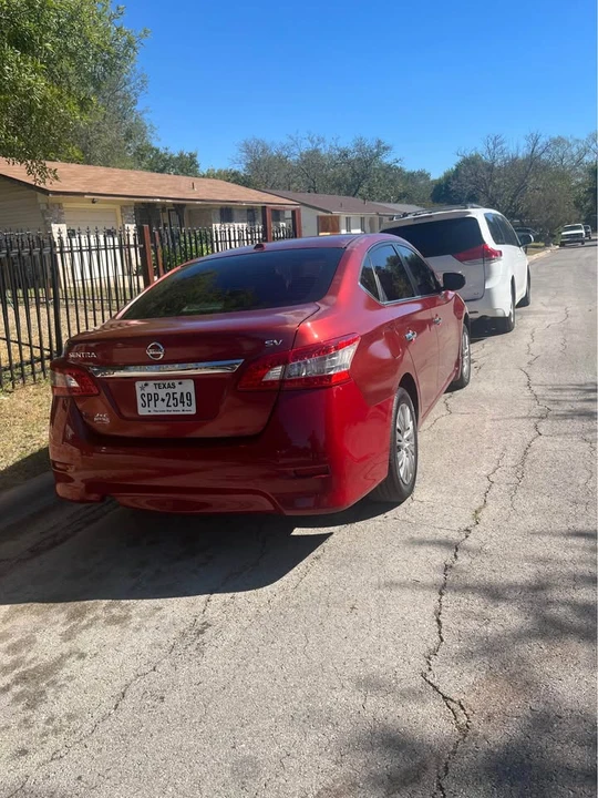 2016 Nissan Sentra 7th Gen - Image 2 of 8