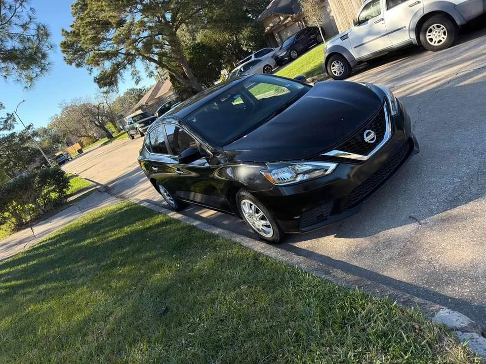 2016 Nissan Sentra 8th Gen - Image 5 of 9
