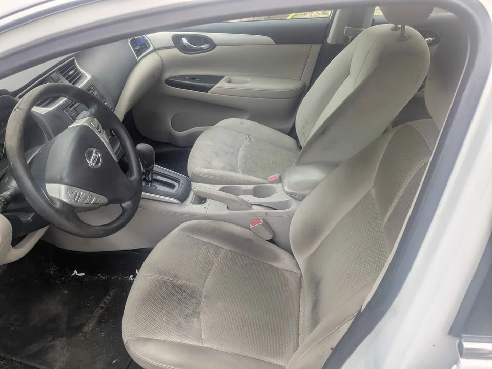 2016 Nissan Sentra 7th Gen - Image 5 of 5