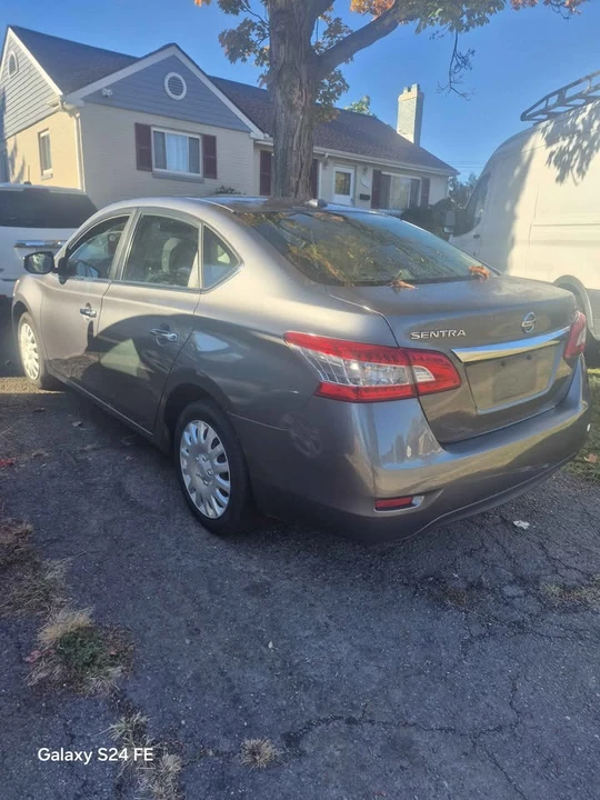 2016 Nissan Sentra 7th Gen - Image 5 of 8