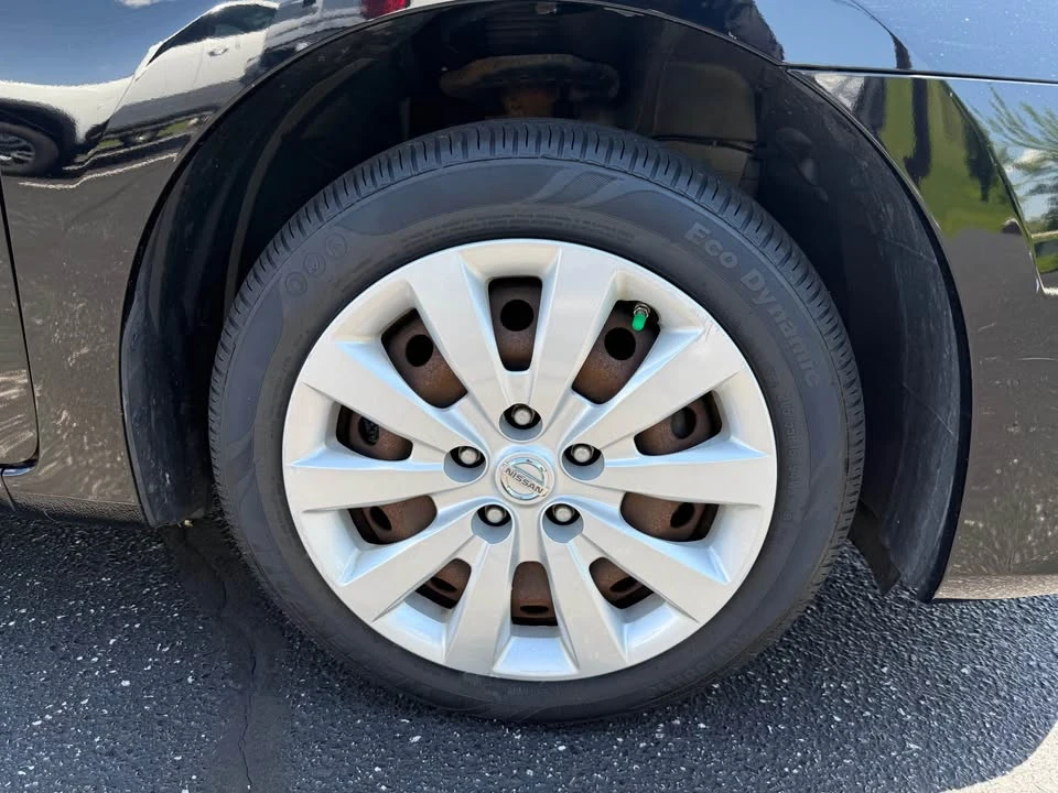 2016 Nissan Sentra 7th Gen - Image 4 of 17