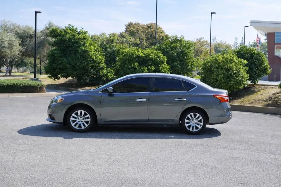 2016 Nissan Sentra 7th Gen - Image 3 of 16