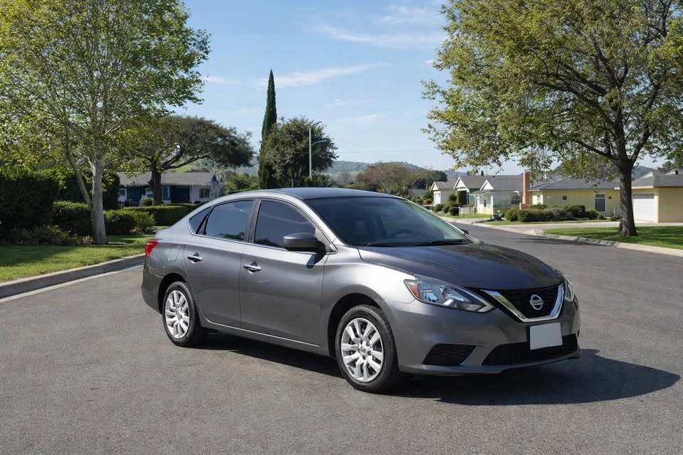 2016 Nissan Sentra 7th Gen - Image 4 of 16