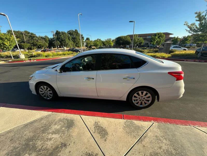 2016 Nissan Sentra 7th Gen - Image 3 of 11
