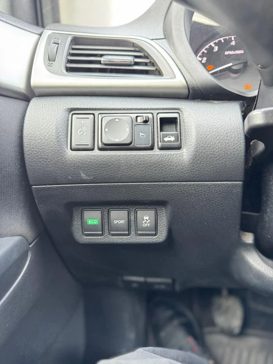 2016 Nissan Sentra 7th Gen - Image 14 of 15