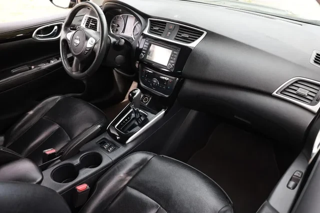 2016 Nissan Sentra 7th Gen - Image 14 of 18