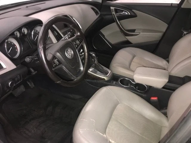 2016 Nissan Versa - Image 5 of 5