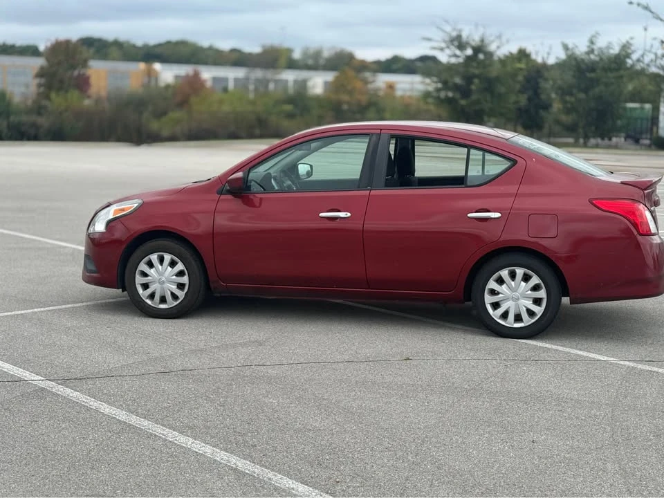 2016 Nissan Versa - Image 8 of 14