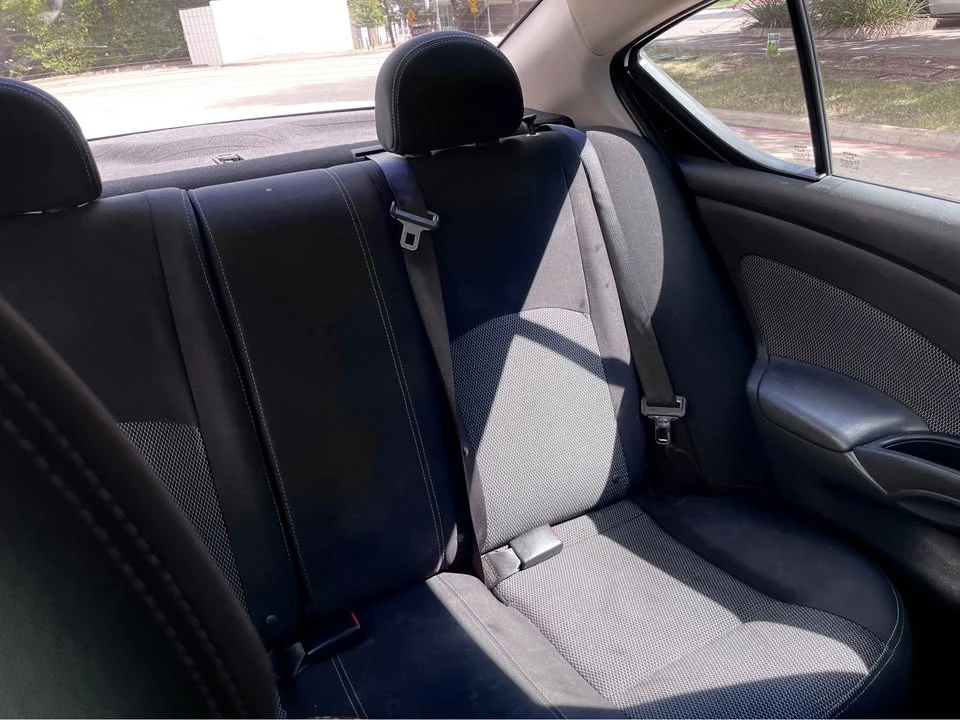 2016 Nissan Versa - Image 7 of 14