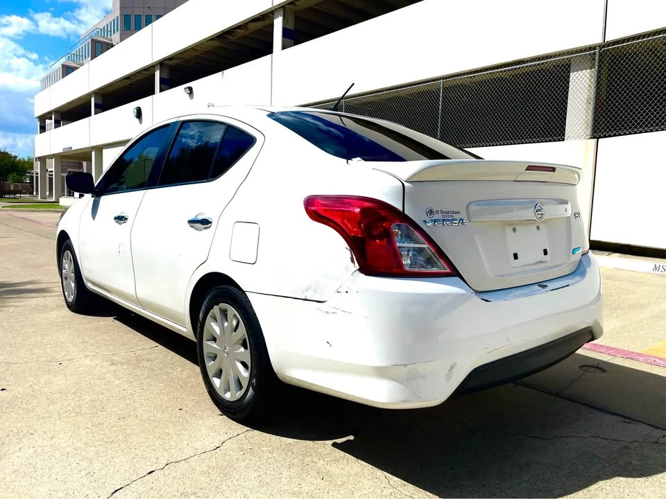 2016 Nissan Versa - Image 4 of 14