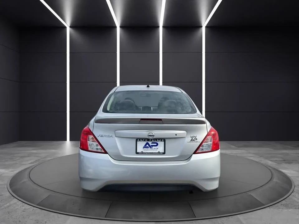 2016 Nissan Versa - Image 5 of 19