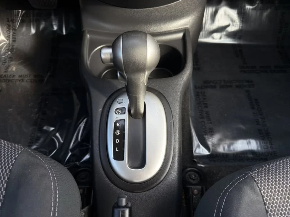 2016 Nissan Versa - Image 18 of 19