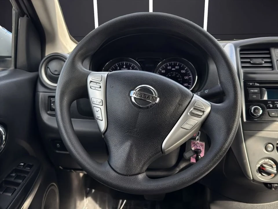 2016 Nissan Versa - Image 15 of 19