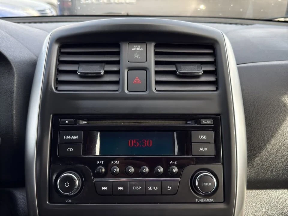 2016 Nissan Versa - Image 17 of 19