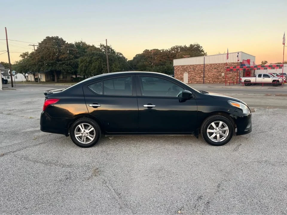2016 Nissan Versa - Image 2 of 16