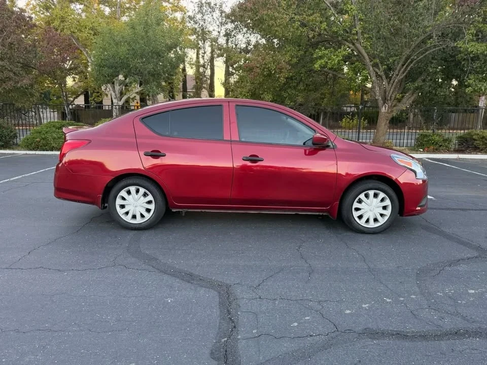 2016 Nissan Versa - Image 8 of 20
