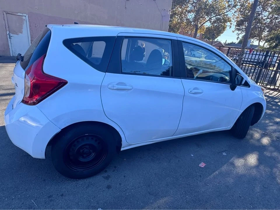 2016 Nissan Versa - Image 6 of 13