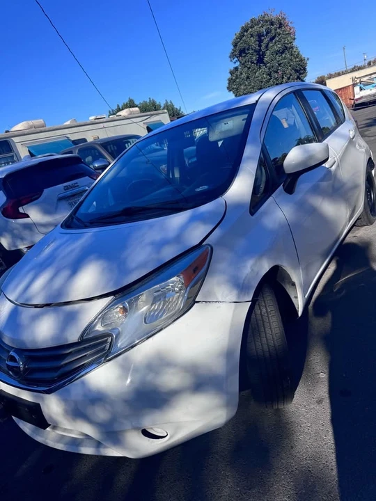 2016 Nissan Versa - Image 2 of 13
