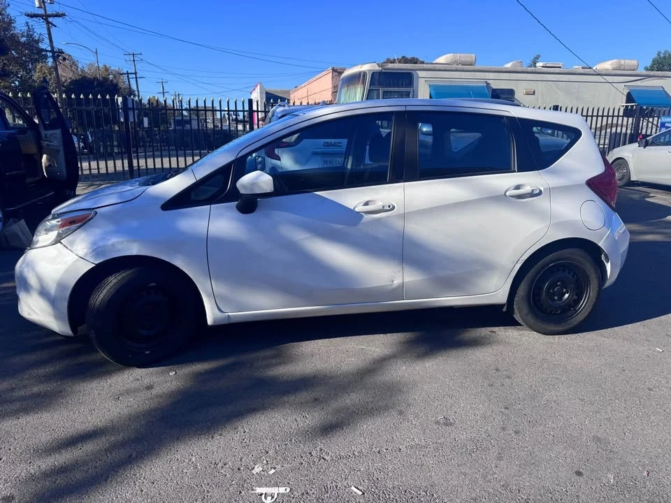 2016 Nissan Versa - Image 3 of 13