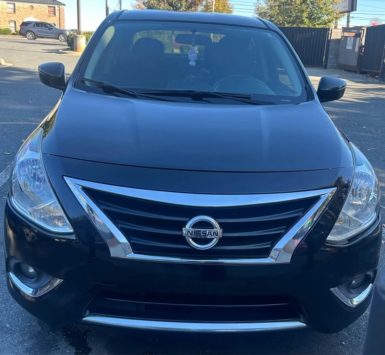 2016 Nissan Versa - Image 3 of 10