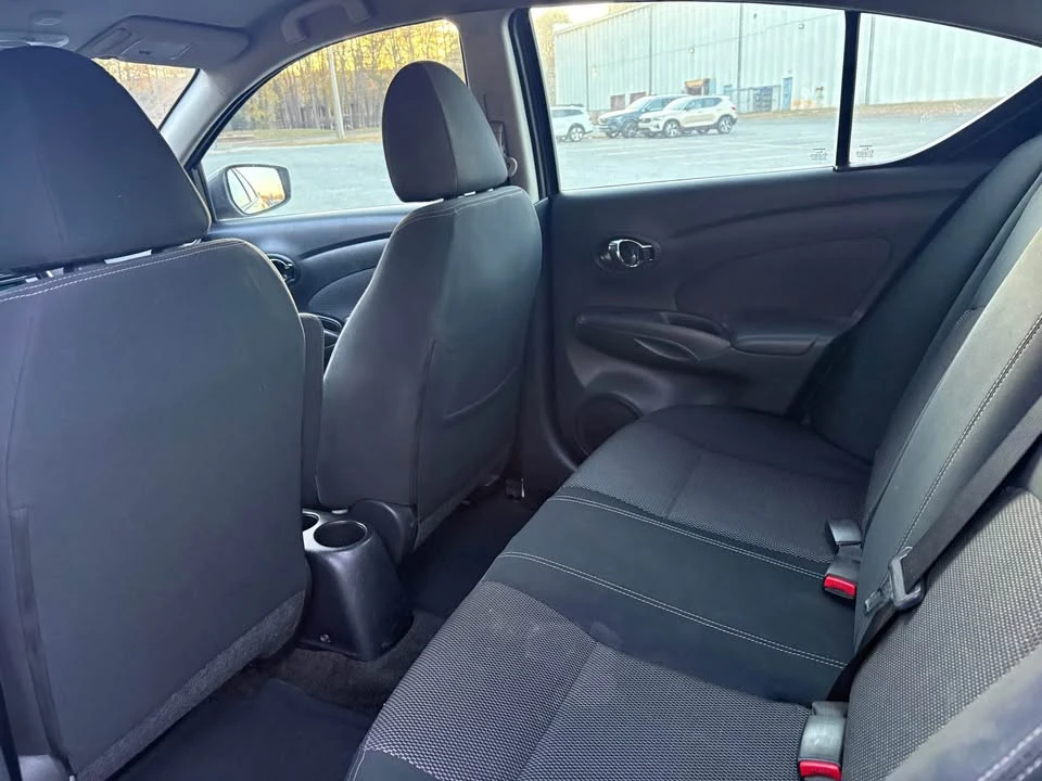 2016 Nissan Versa - Image 5 of 9