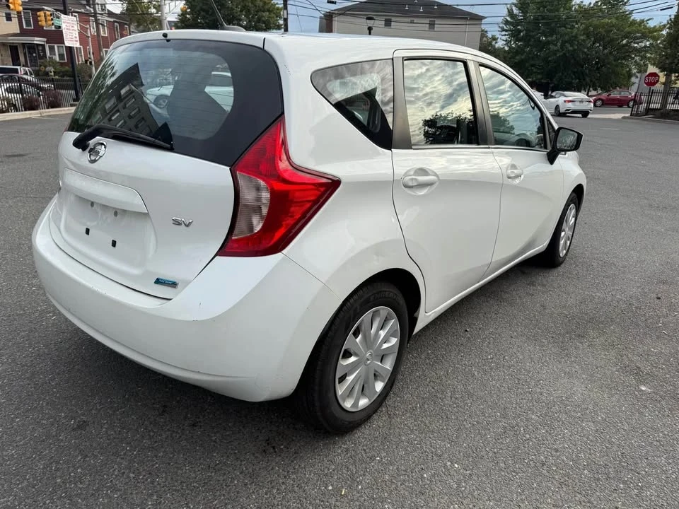 2016 Nissan Versa - Image 2 of 7