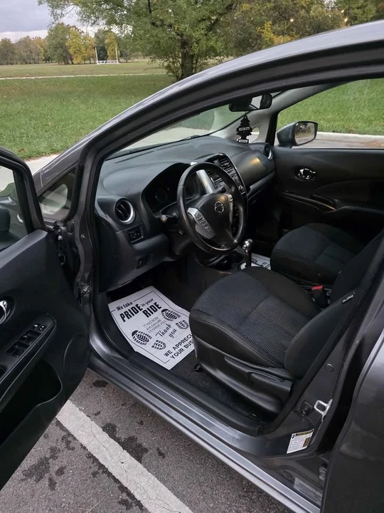 2016 Nissan Versa - Image 8 of 9
