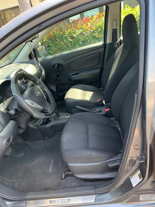 2016 Nissan Versa - Image 8 of 10