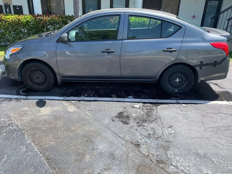 2016 Nissan Versa - Image 3 of 10