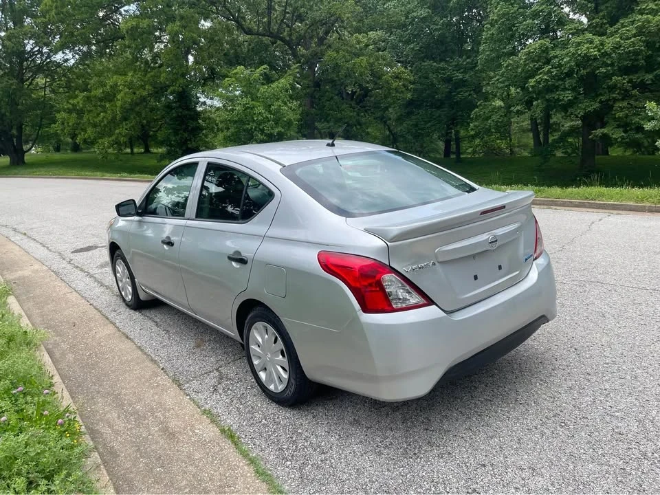 2016 Nissan Versa - Image 7 of 15