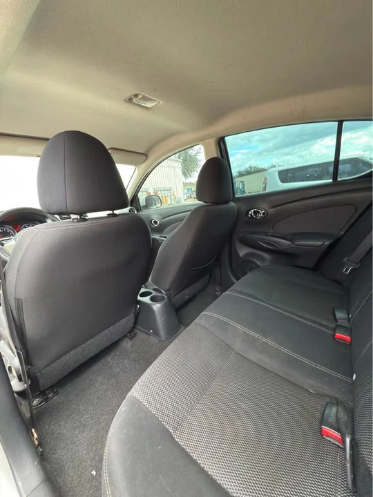 2016 Nissan Versa - Image 4 of 6