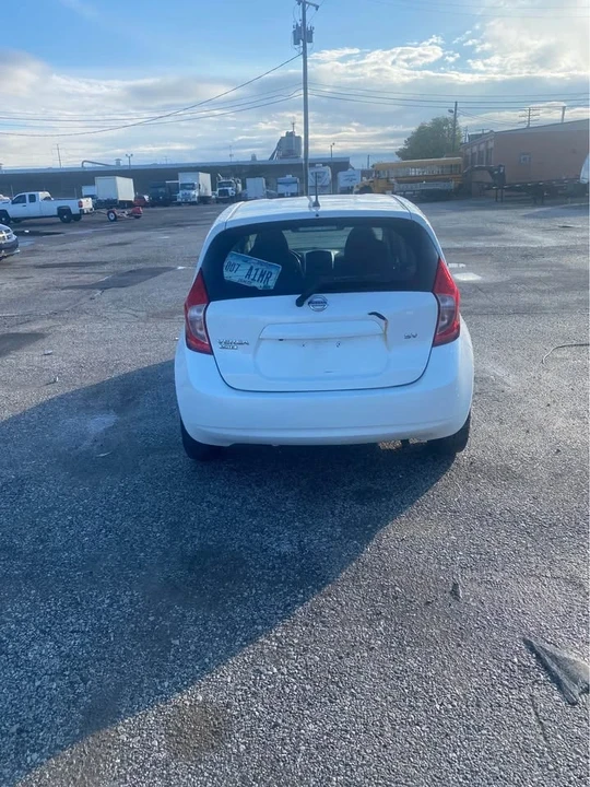 2016 Nissan Versa - Image 2 of 15