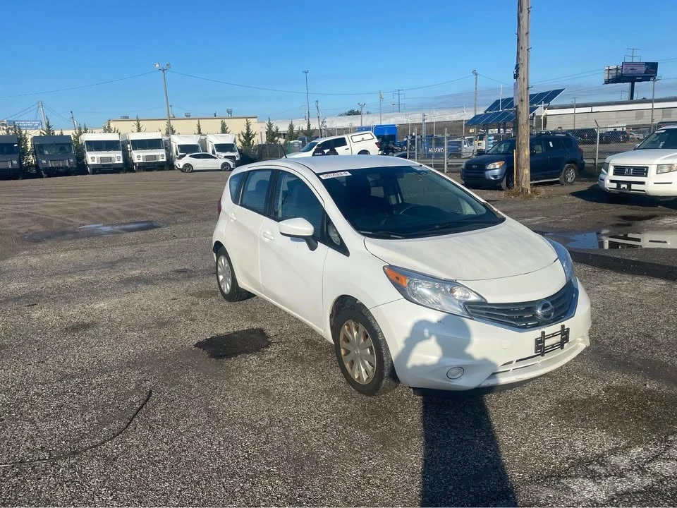 2016 Nissan Versa - Image 6 of 15