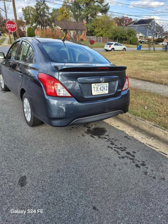 2016 Nissan Versa - Image 2 of 5